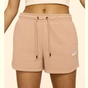 Nike Sportswear Essential Fleece Shorts